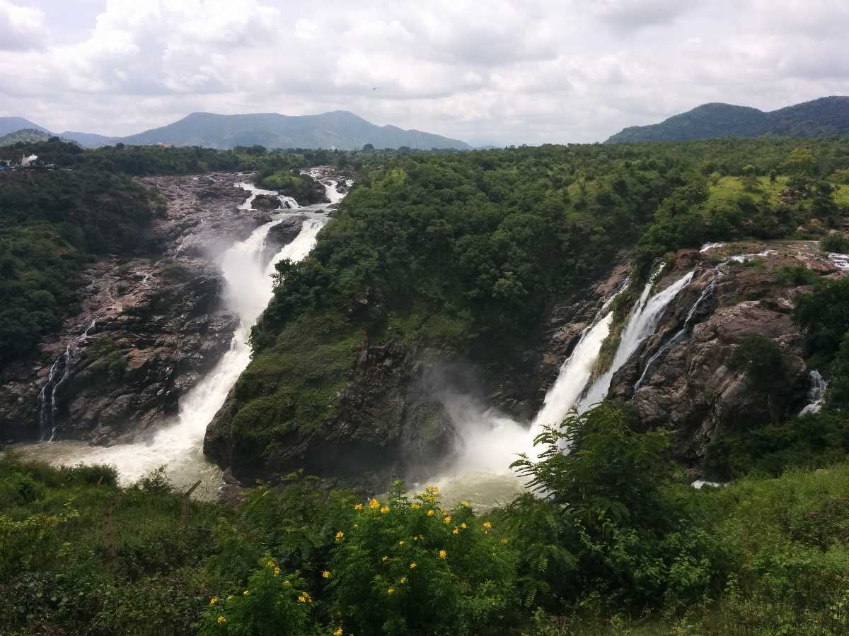 Shivanasamudra Falls