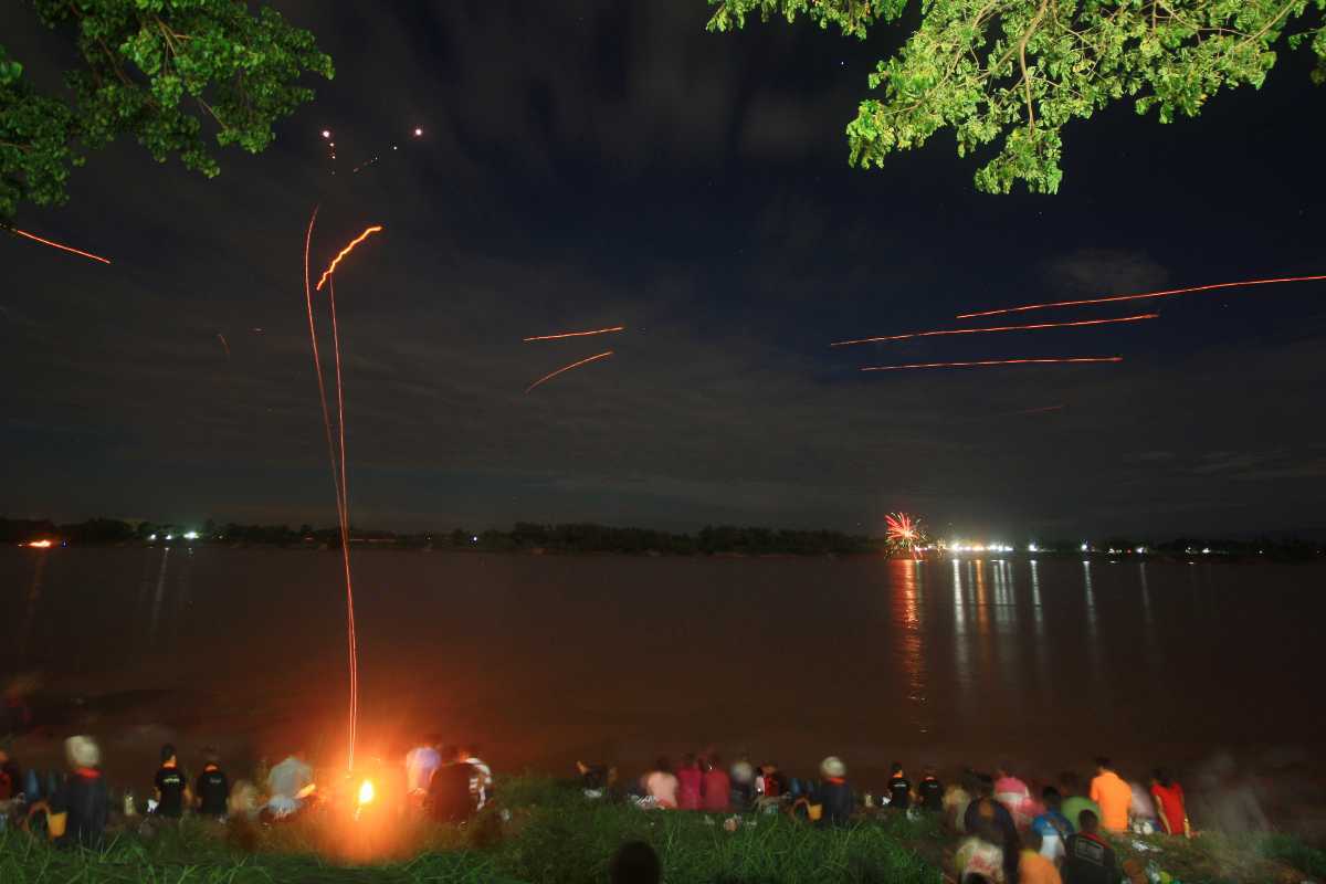 Festivals of Thailand, Mekong Naga Fireballs