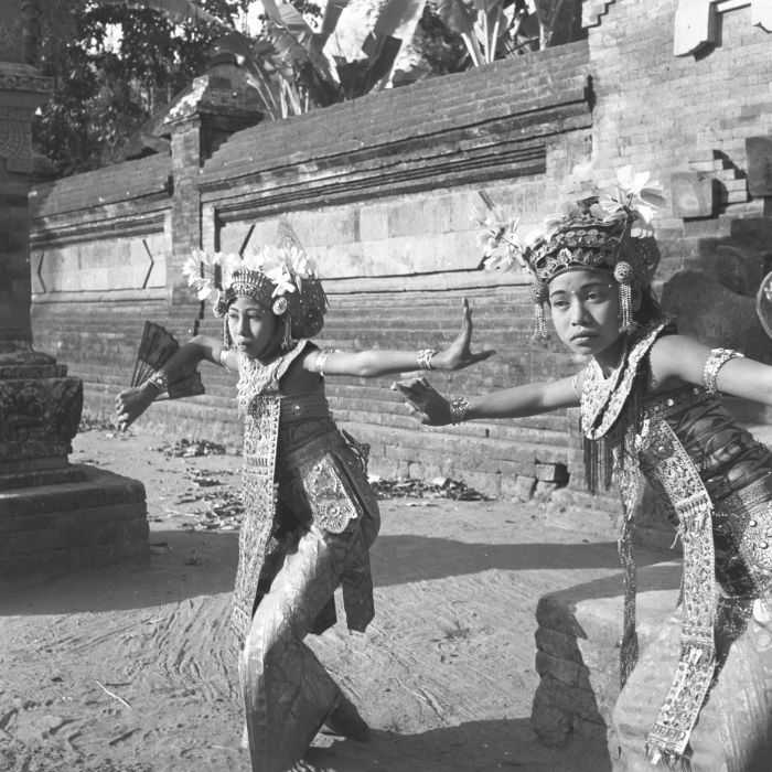 Dancers in Bali from the 1950s