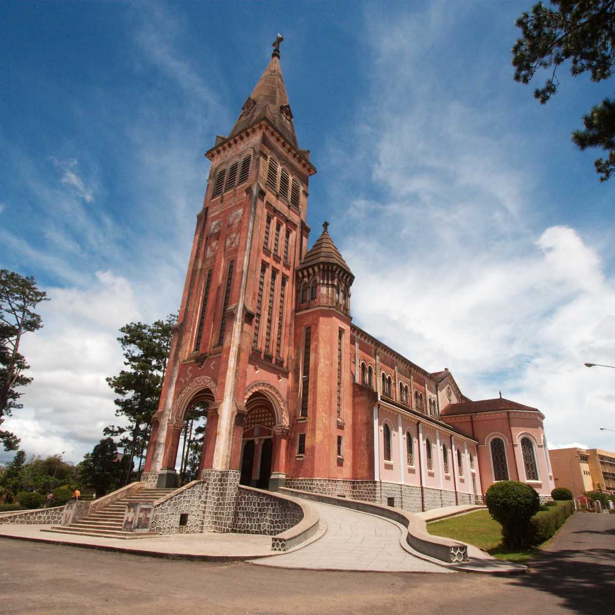 Saint Nicolas Cathedral Da Lat, Churches in Vietnam