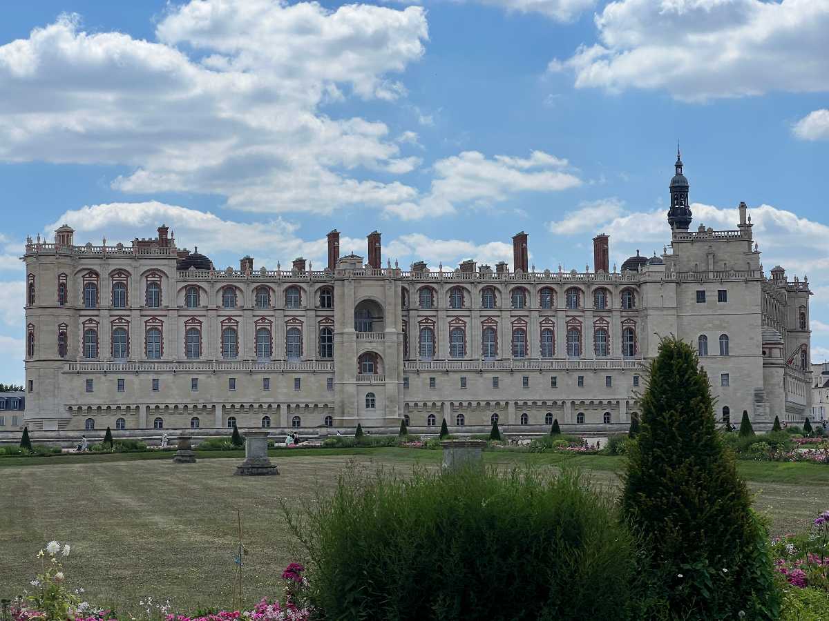 13 Best Palaces in France - Holidify