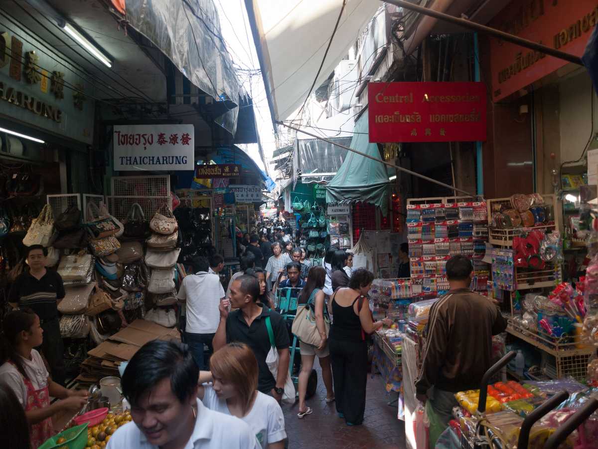 Alley Market in Chinatown Bangkok