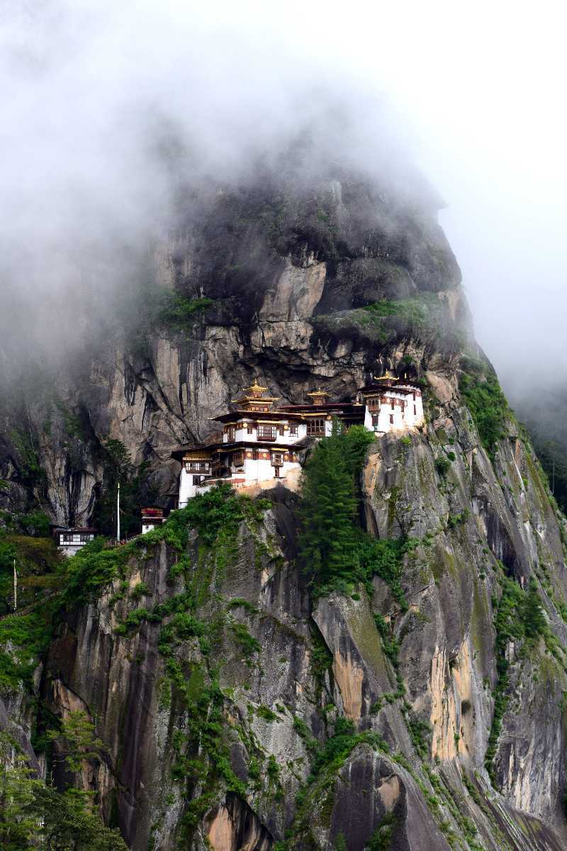 tour bhutan nepal