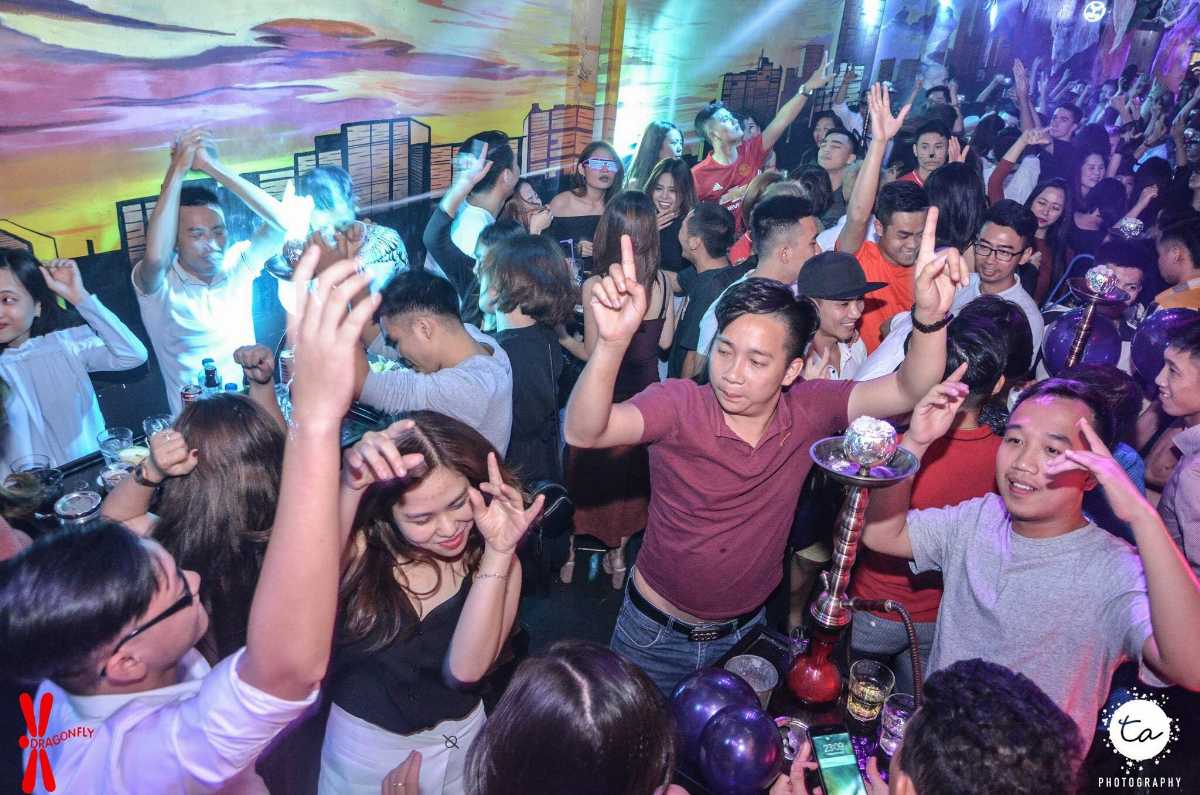 vietnam tourism nightlife