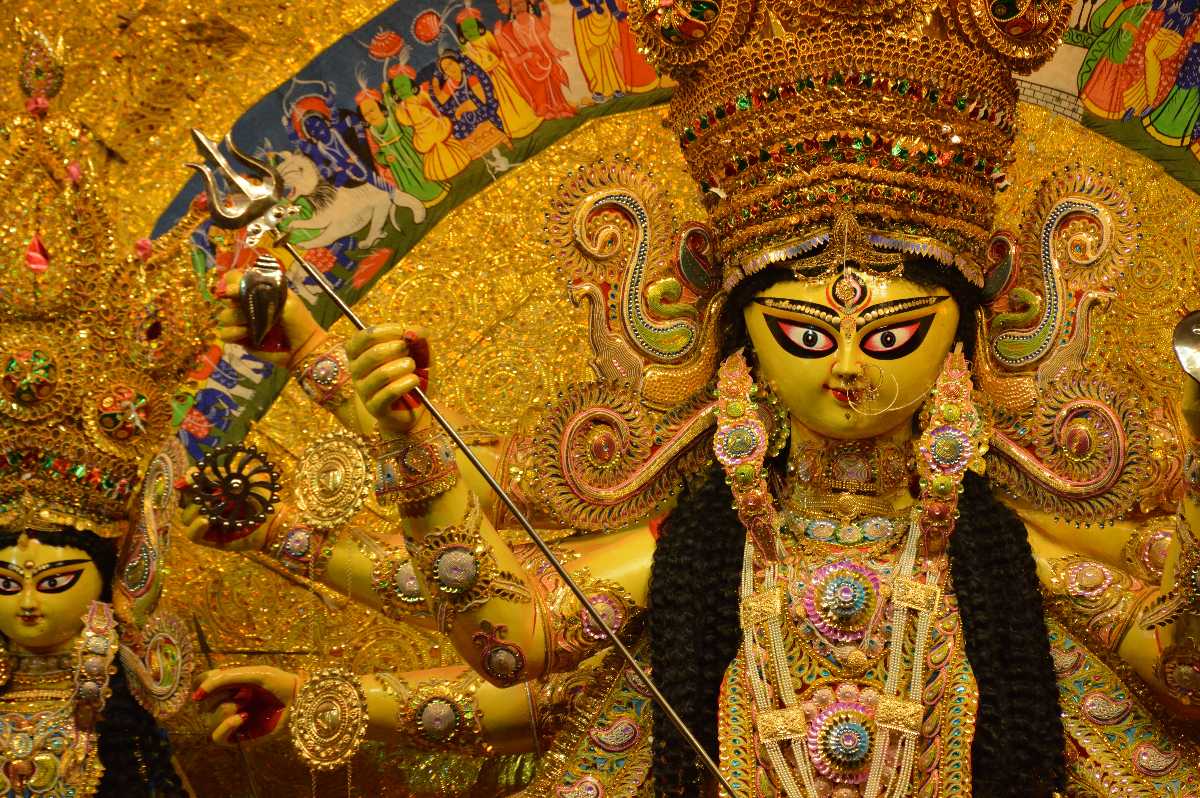Durga Puja in Kolkata 2024 Dates, Pandals, Rituals, Food Holidify