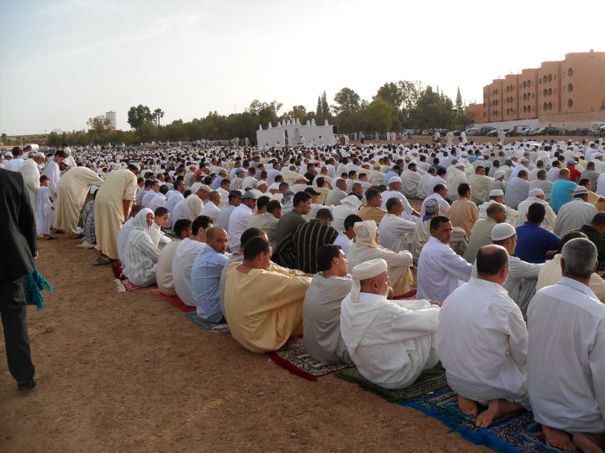 Eid AlFitr in Oman 2023 Dates, Customs, Observances