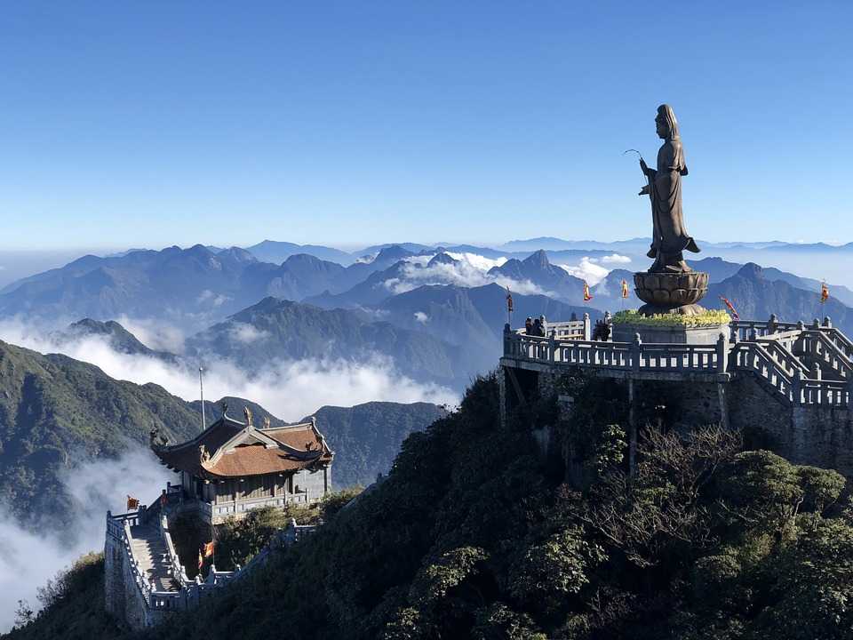 tourist attractions in sapa vietnam