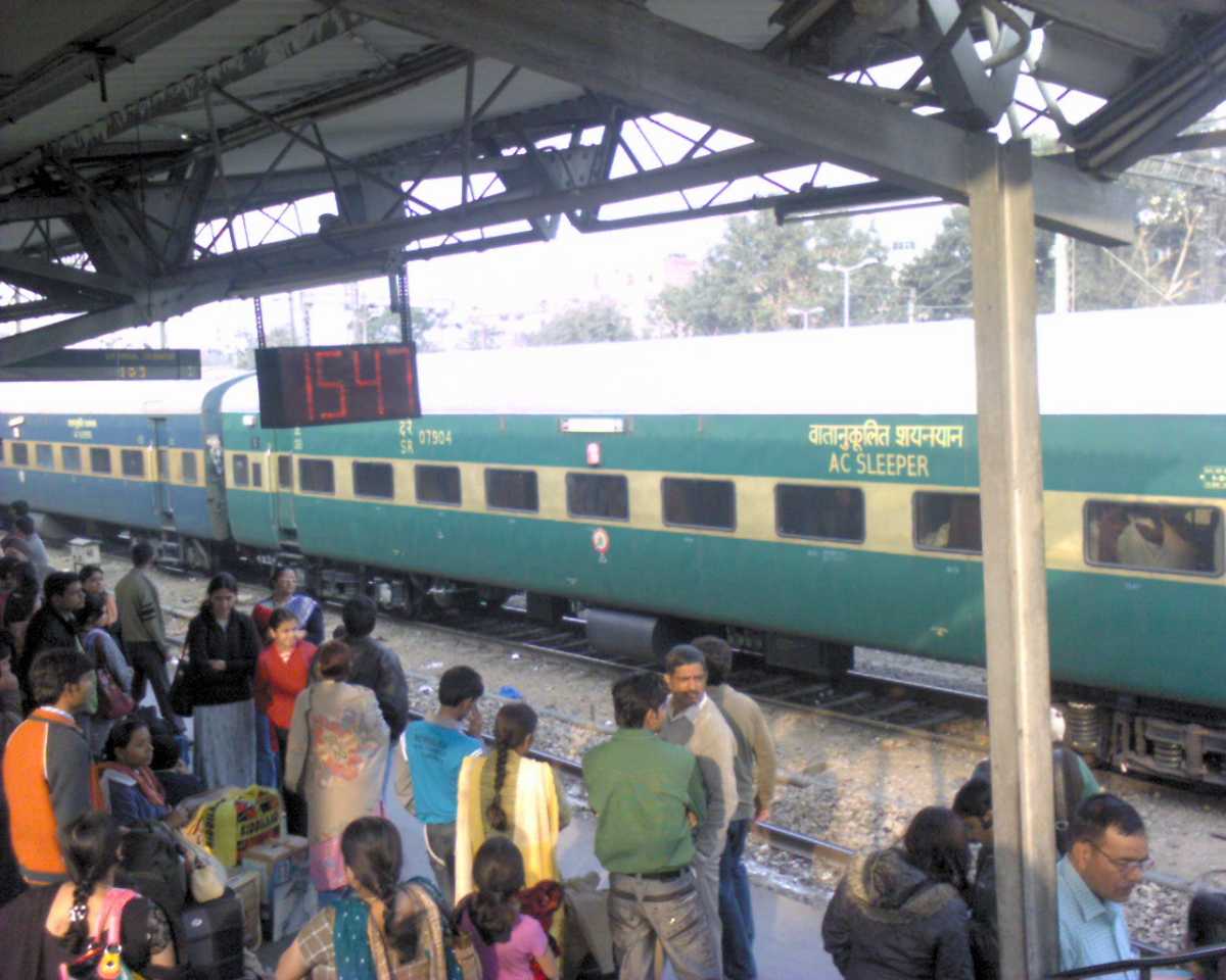 garib rath, ten superfast trains in india