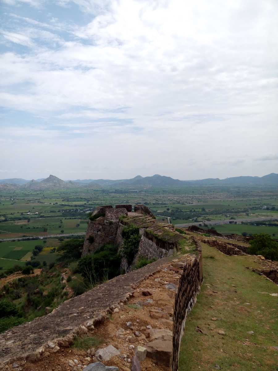 Architecture of Gooty Fort