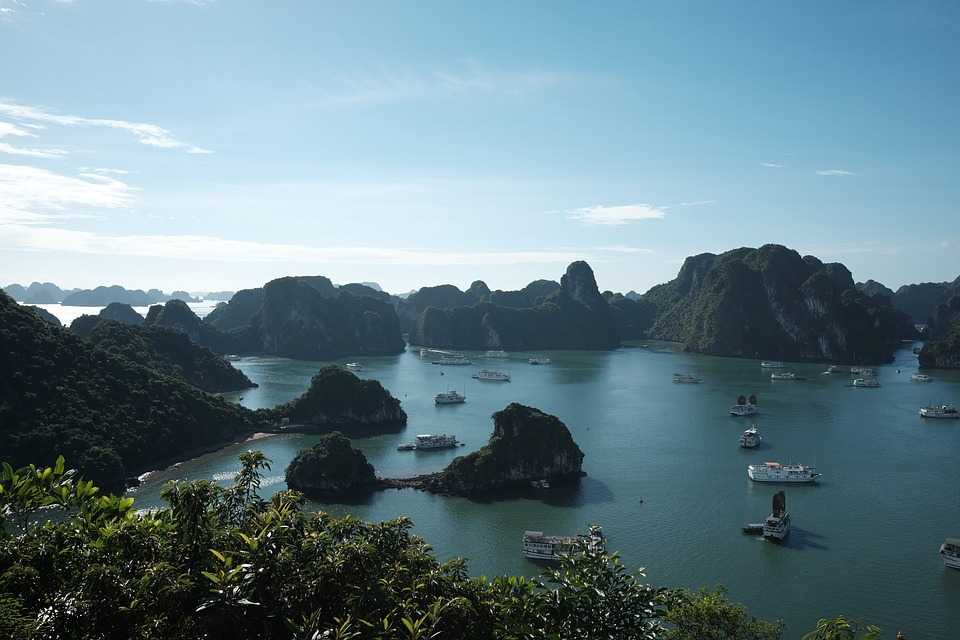 Ha Long Bay Islands Facts