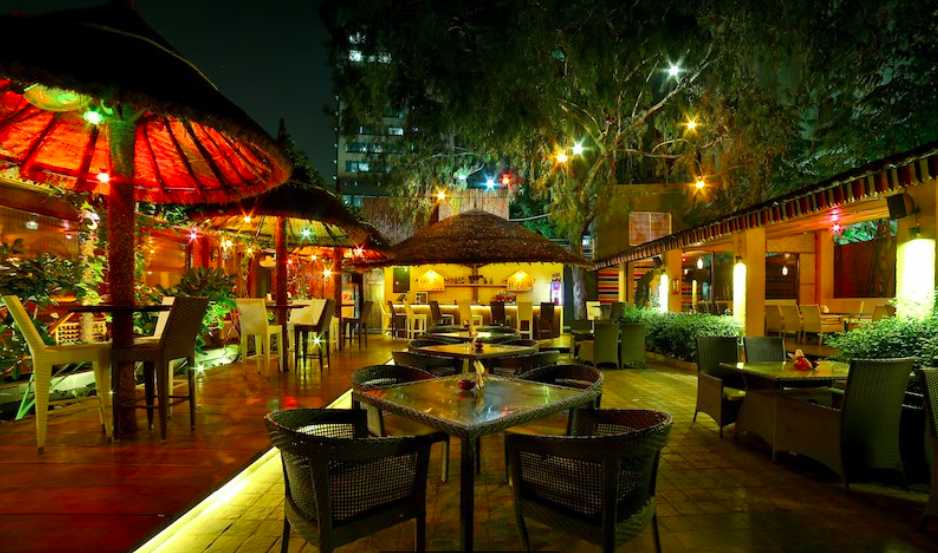 must visit night places in hyderabad