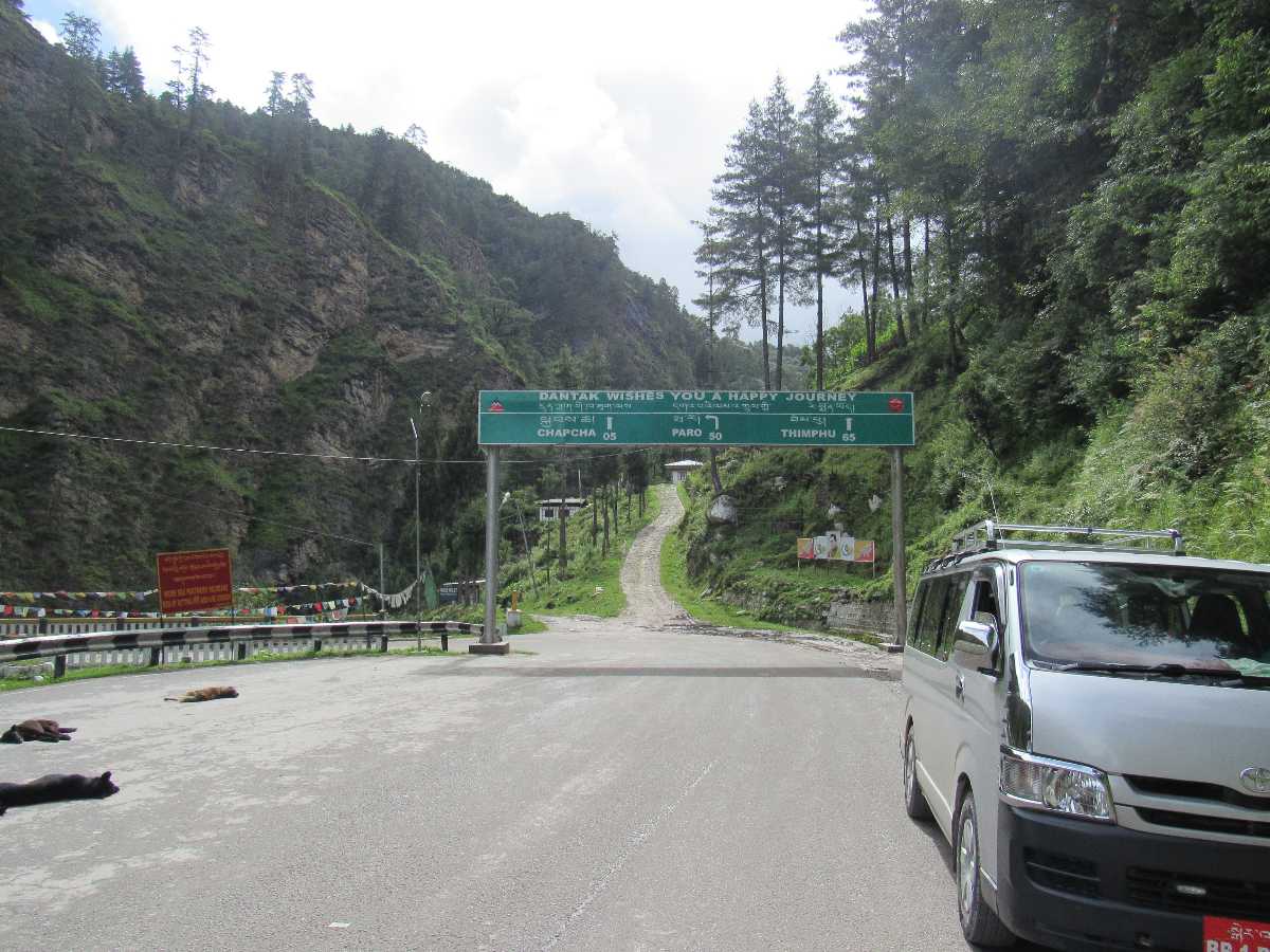 Bhutan roads
