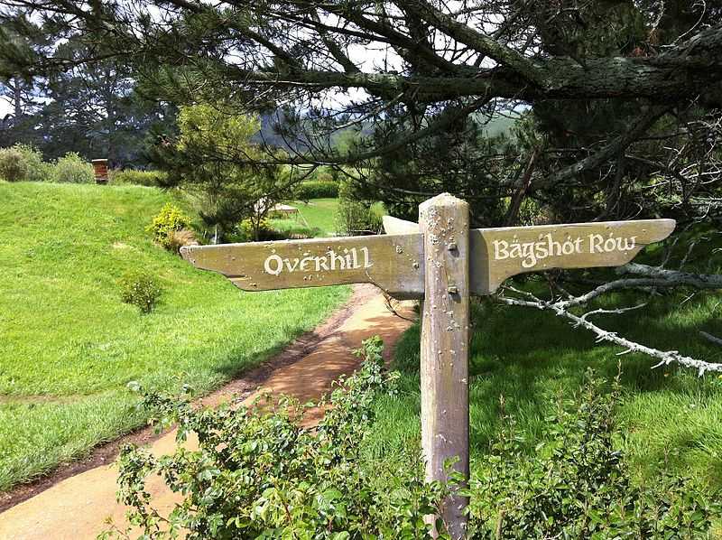 Hobbiton Movie Set