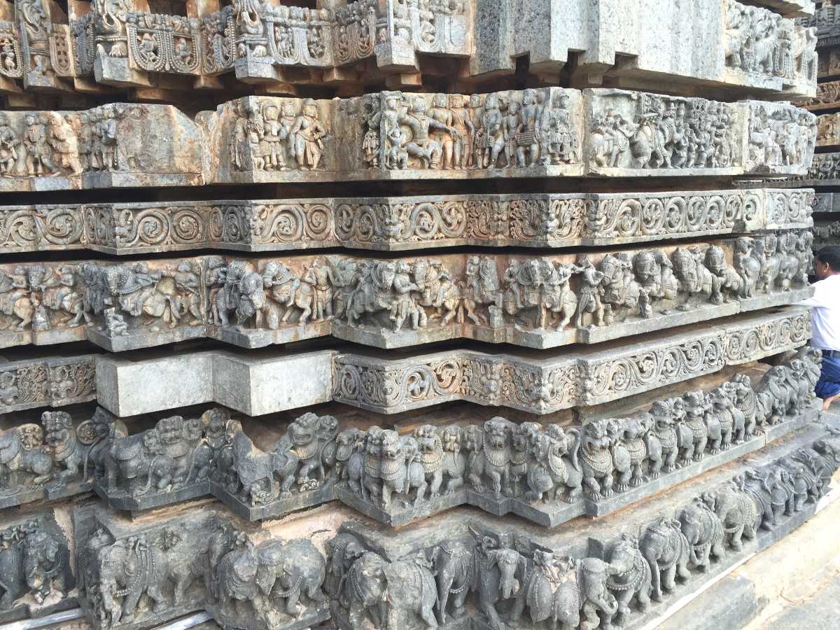 tourist places in belur karnataka