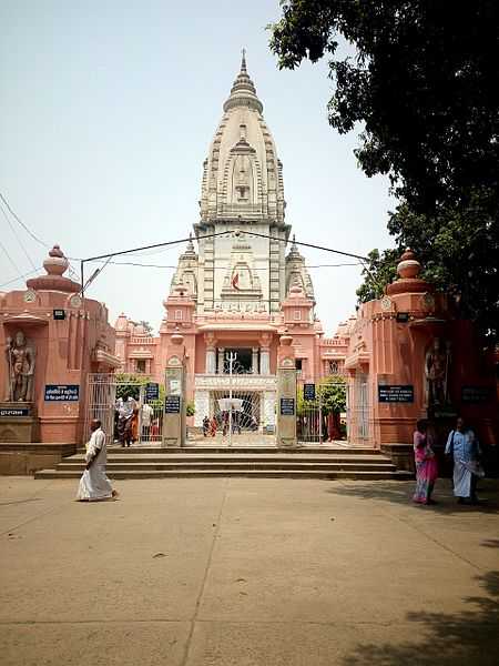 Kashi Vishwanath Temple, Witness the rich culture of Benaras through these pictures