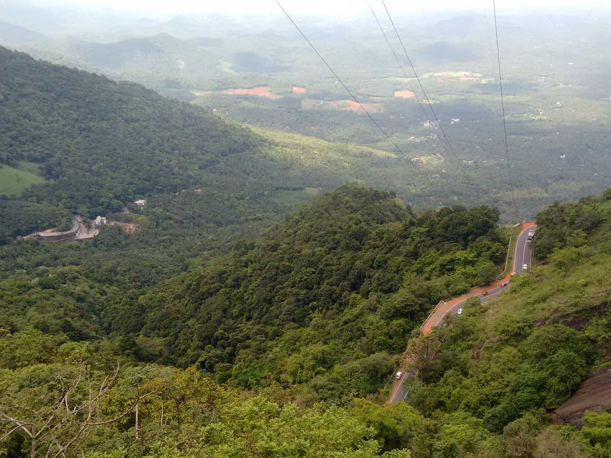 tourist places near lakkidi view point