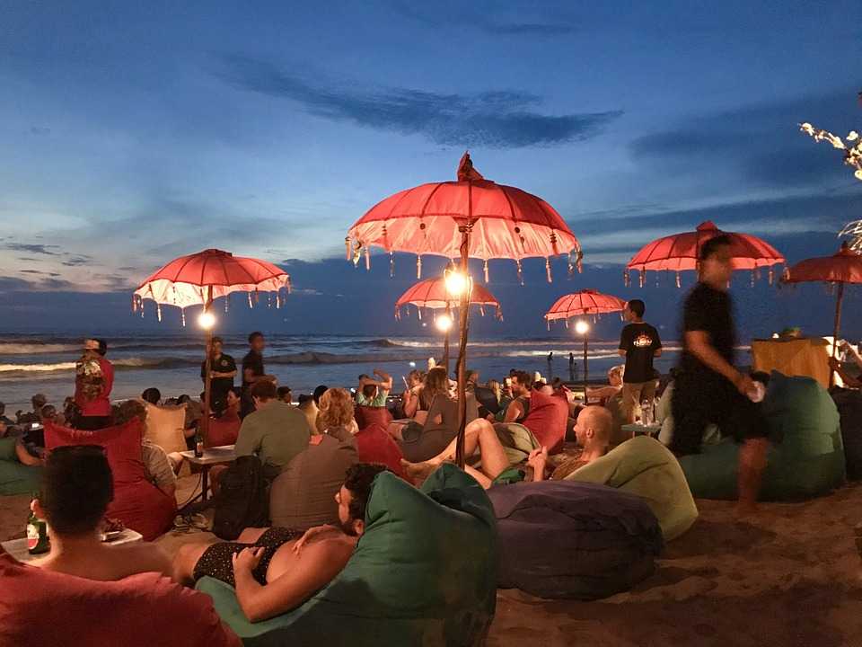 Honeymoon in Bali, Seminyak Beach