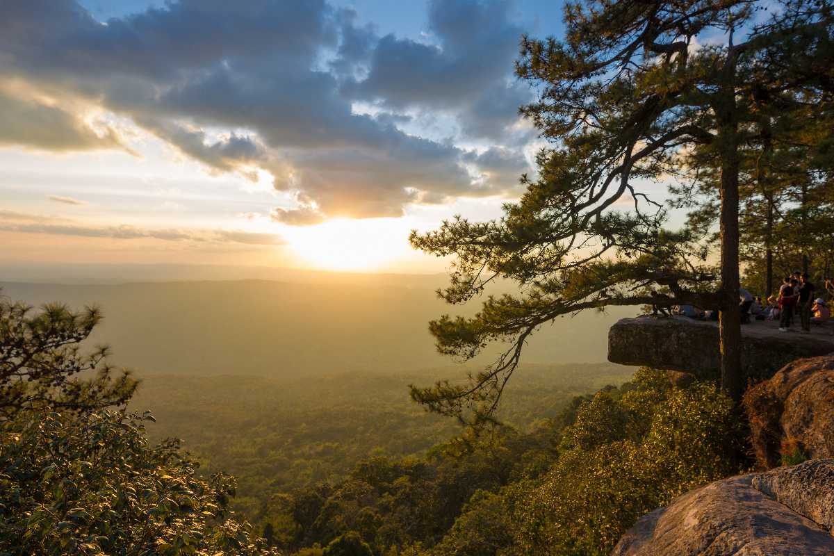 Lom Sak Cliffs, Landscapes of Thailand