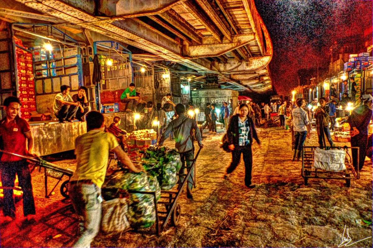night market in hanoi