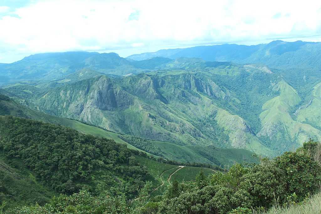 meesapulimala near tourist places