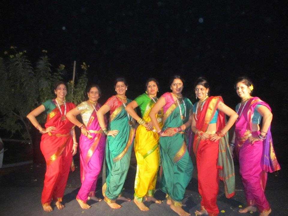 Maharashtra Traditional Dresses - Holidify