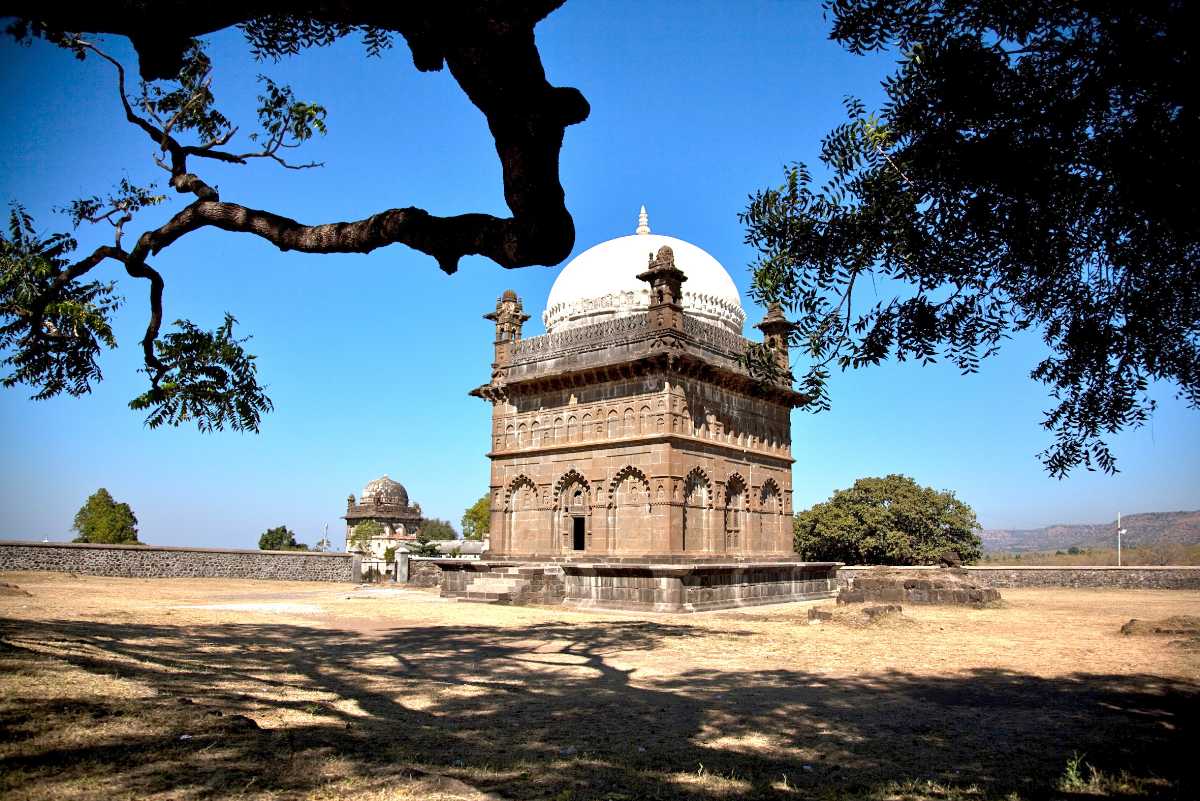 Tomb of Malik Ambar, Khuldabad