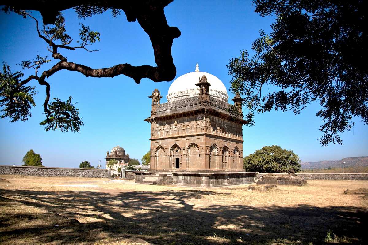 Tomb of Malik Ambar, Khuldabad