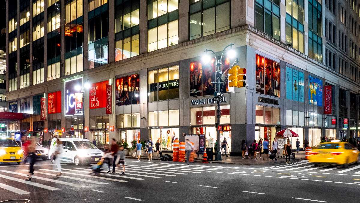 new york city tourist shops