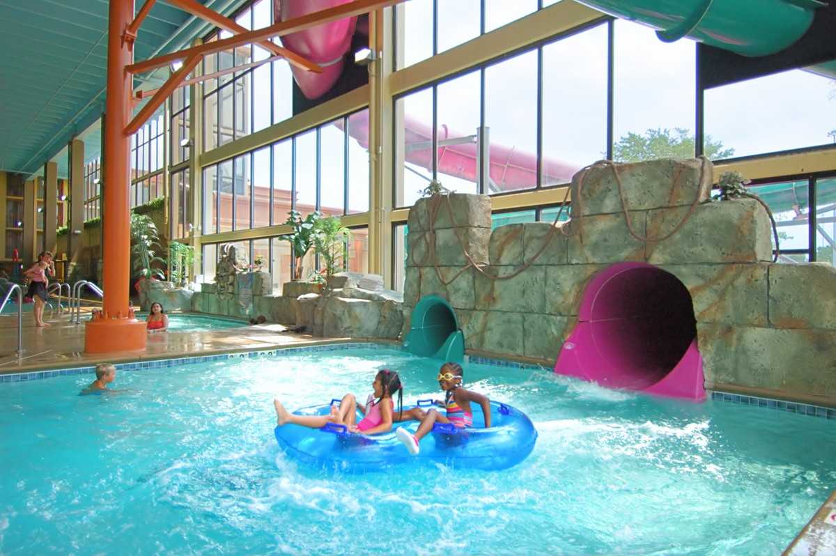 Indoor Water Park Near Chicago: Top 6 Options for Family Fun - Addicted ...