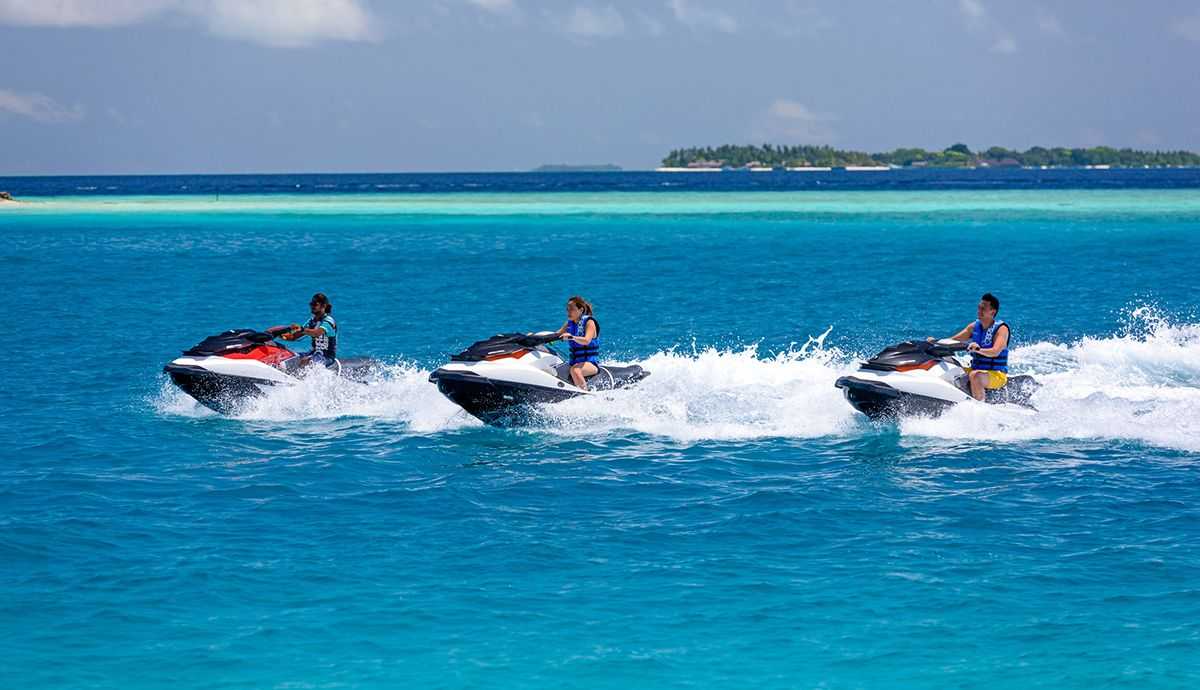 15 Water Sports in Maldives for the Adventurer in You