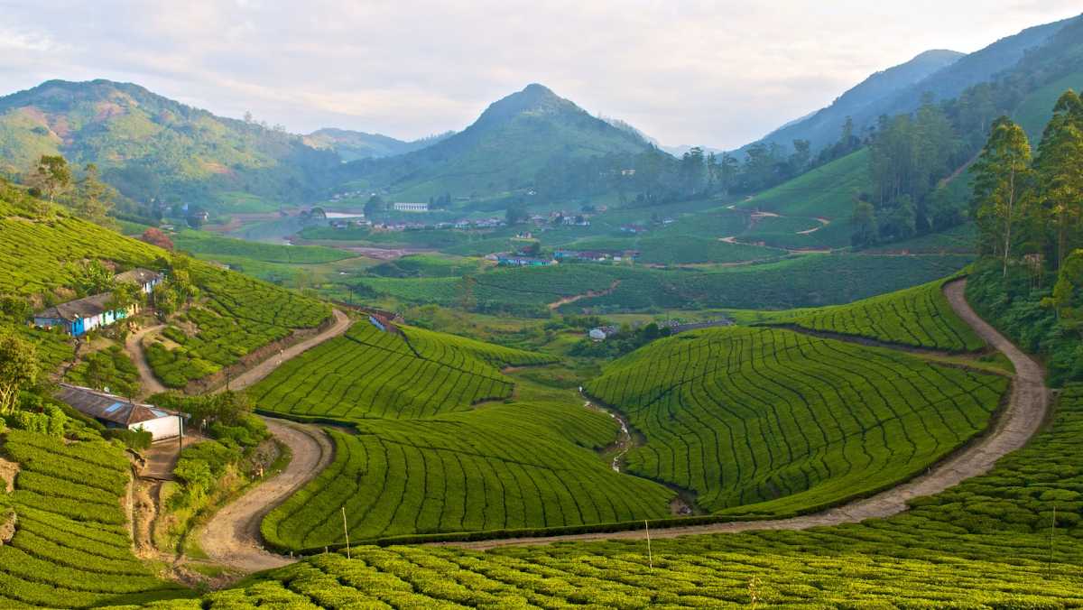 tourist places around theni