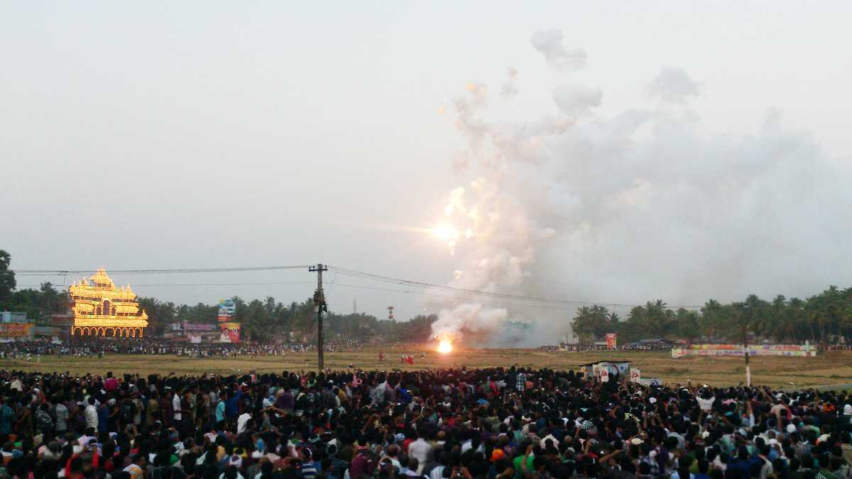 The fireworks at Vela