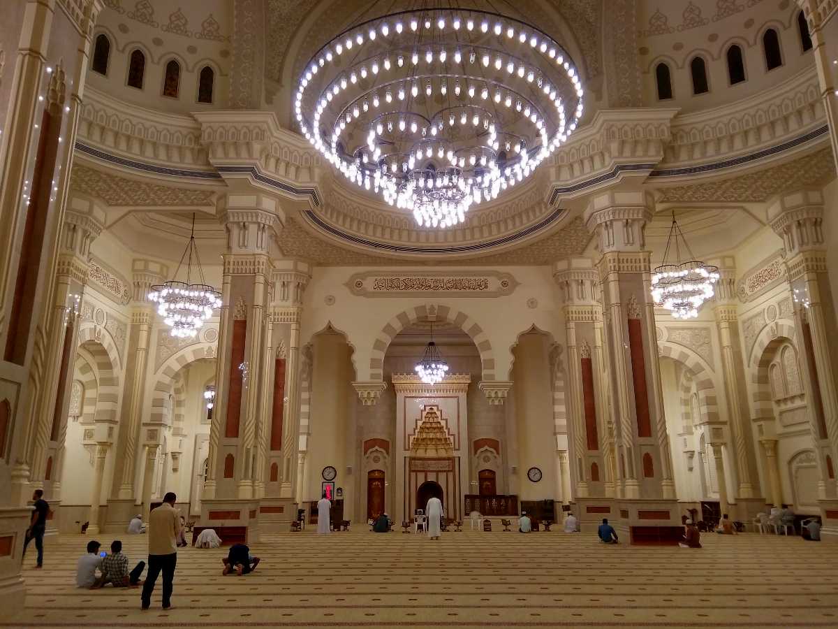 Al Noor Mosque Interior