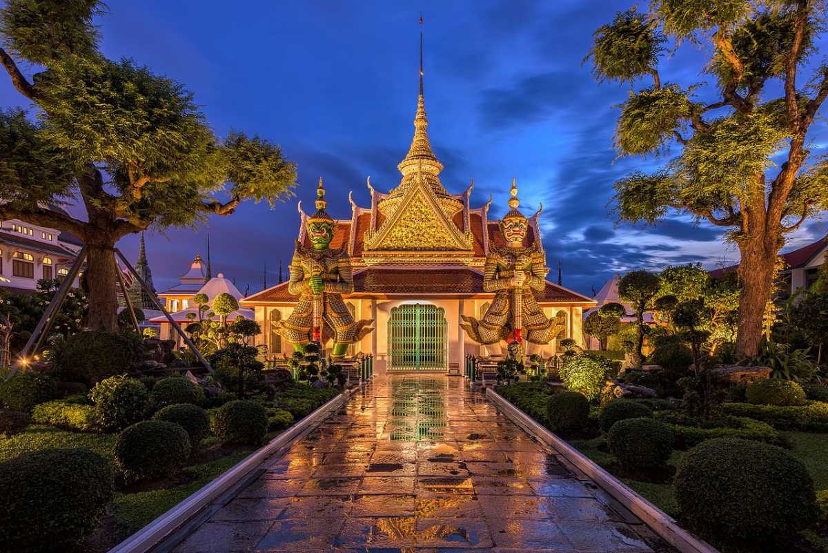 Ordination Hall at Wat Arun