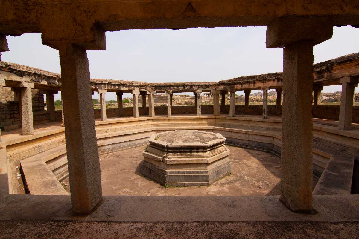 Octagonal Bath