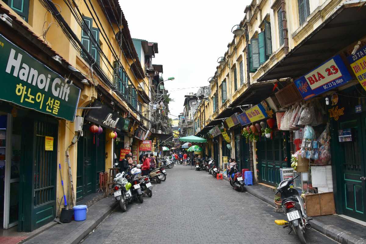 hanoi city walking tour