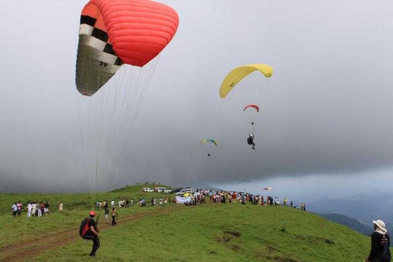 Paragliding In India