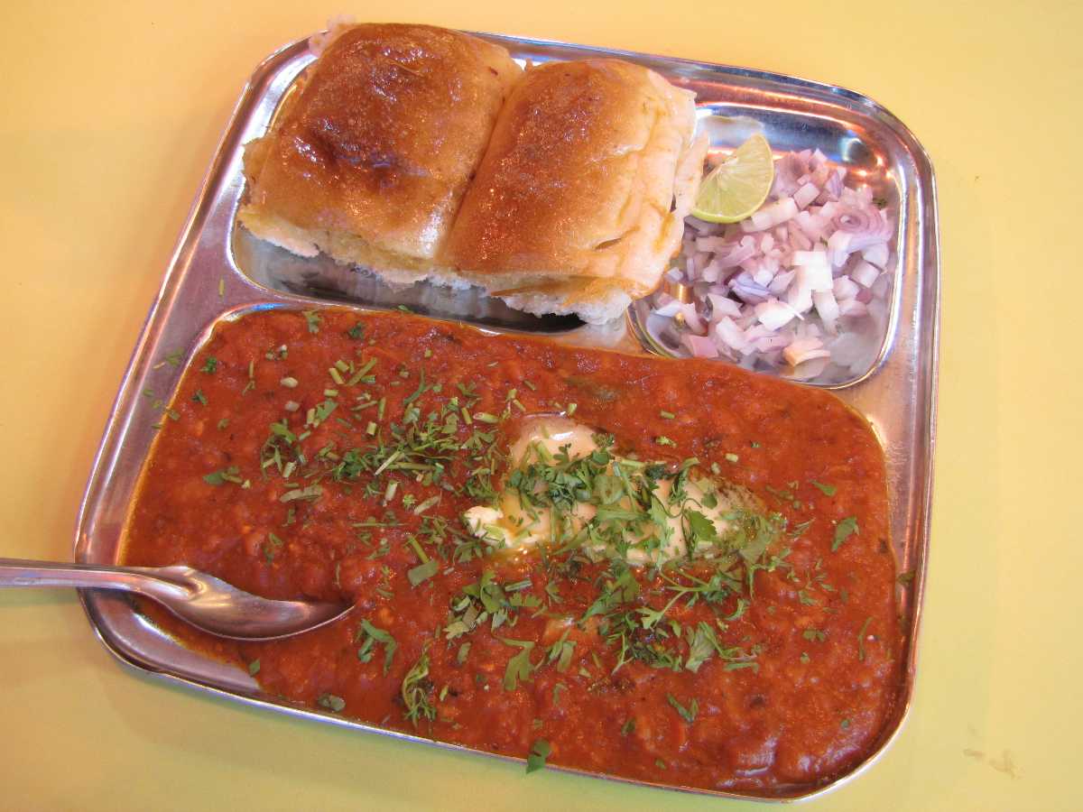 Pav Bhaji, Street foods in Vadodara