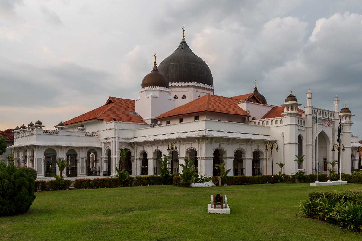 Kapitan Keling Mosque, Street of Harmony Penang