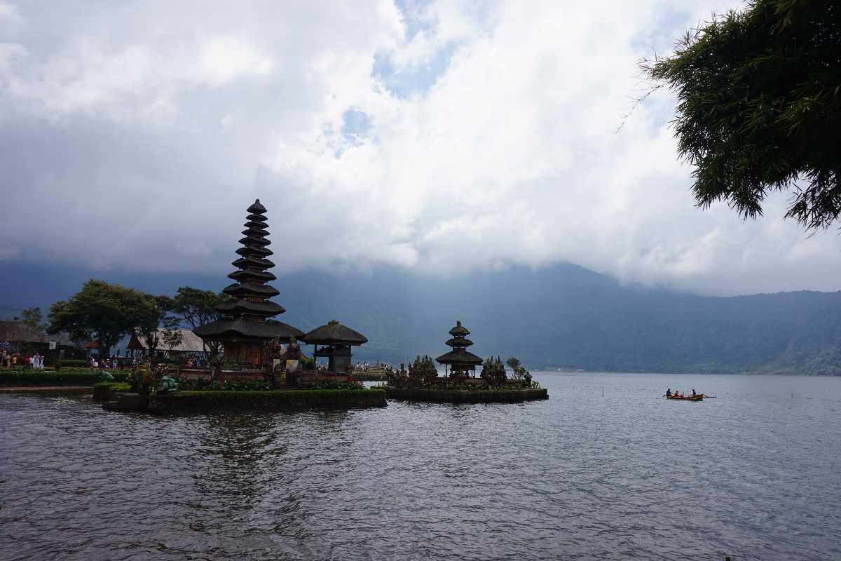 sunrise, sunrise in bali, lake bratan