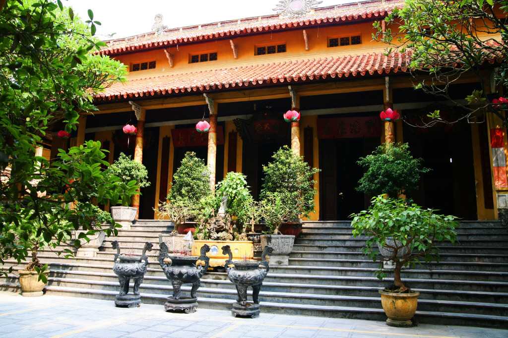 Quan Su Pagoda Hanoi Vietnam