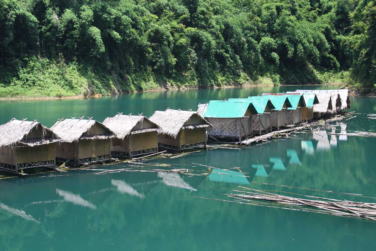 Rafthouses in the National Park