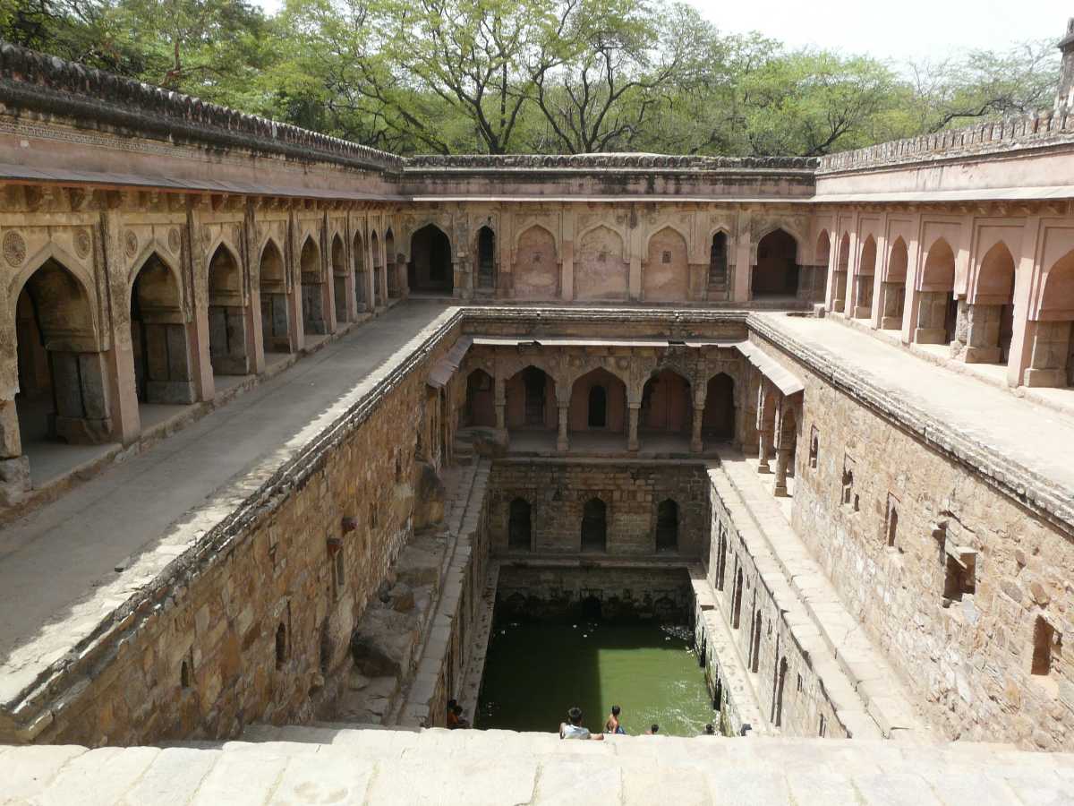 Rajon Ki Baoli, Stepwells in India