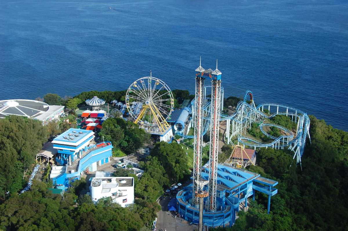 Rides at Ocean Park