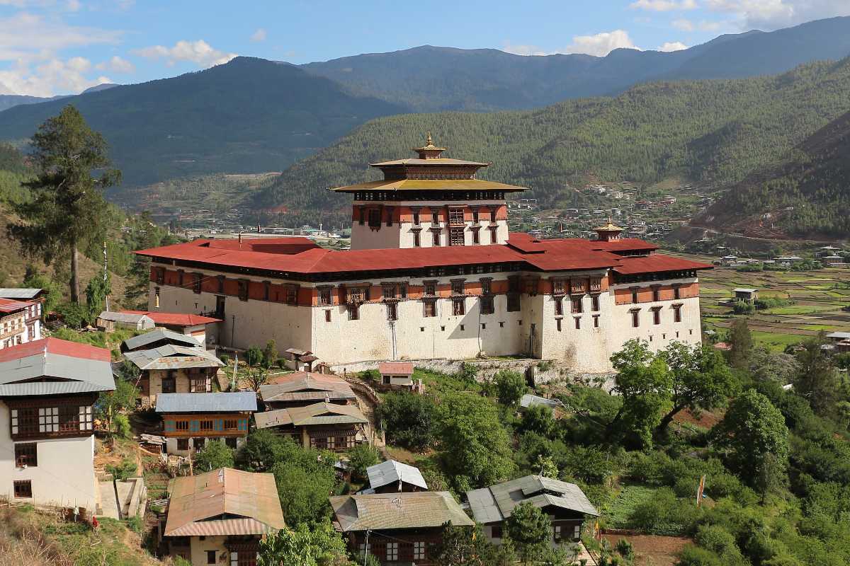 Rinpung Dzong, Dzongs in Bhutan