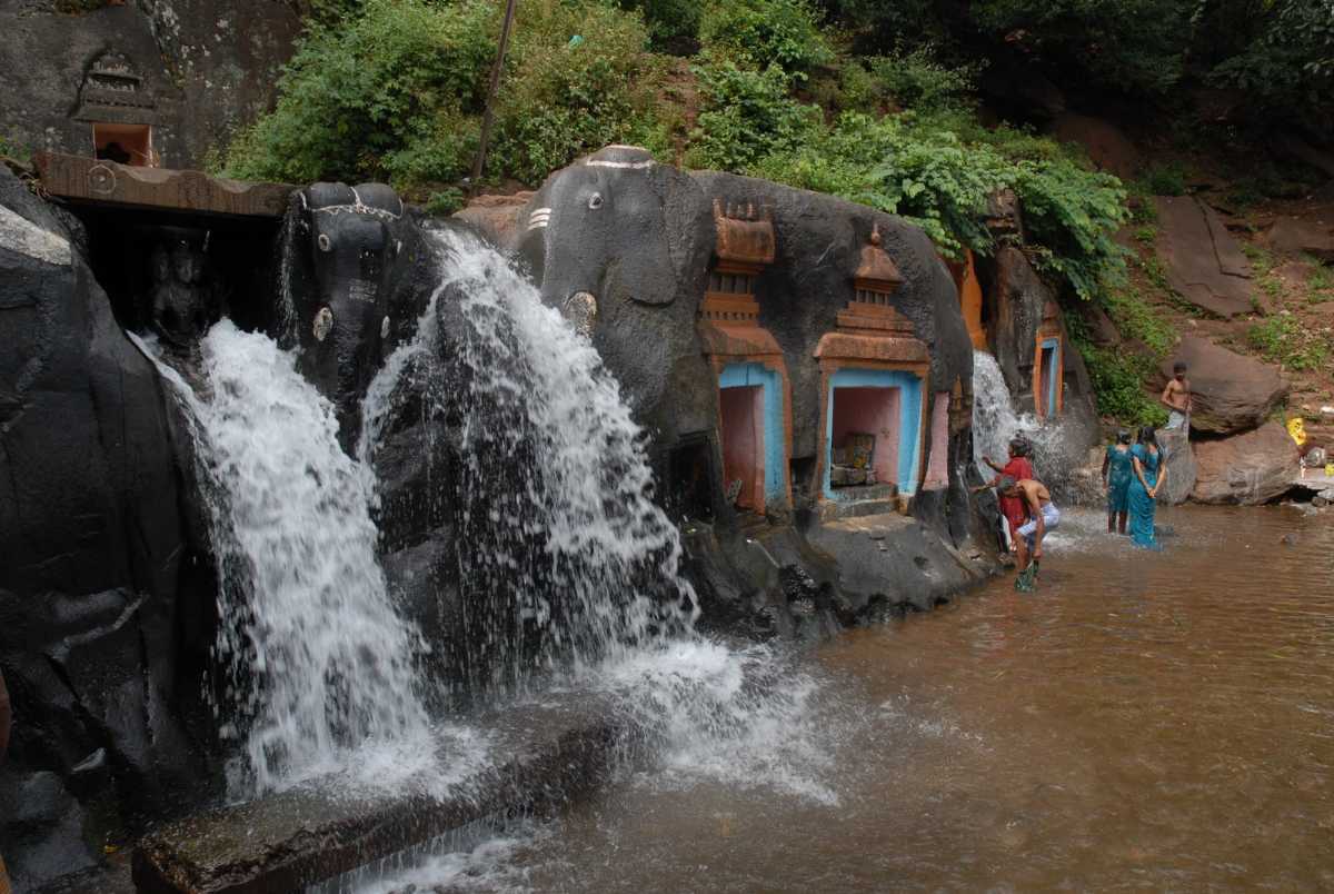 tourist places in chikmagalur town