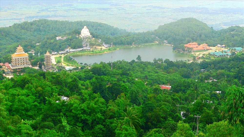 The view from Nui Sam in Vietnam