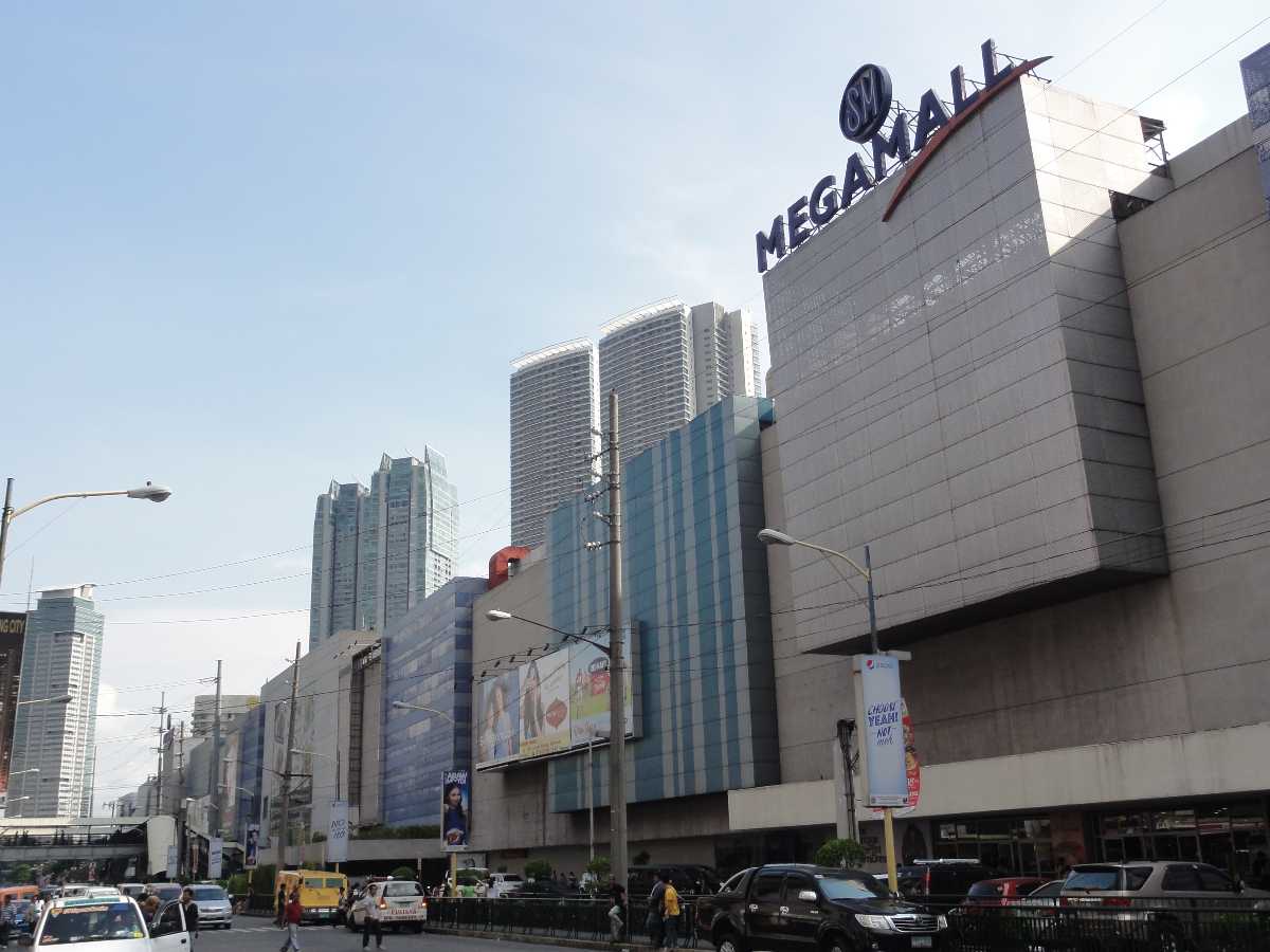 14 Malls in Manila for the Ultimate Shopping Experience (2024)
