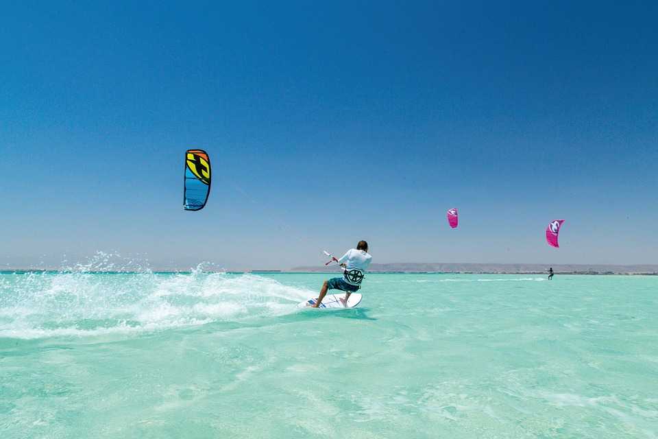 Kitesurfing in Chumphon Thailand