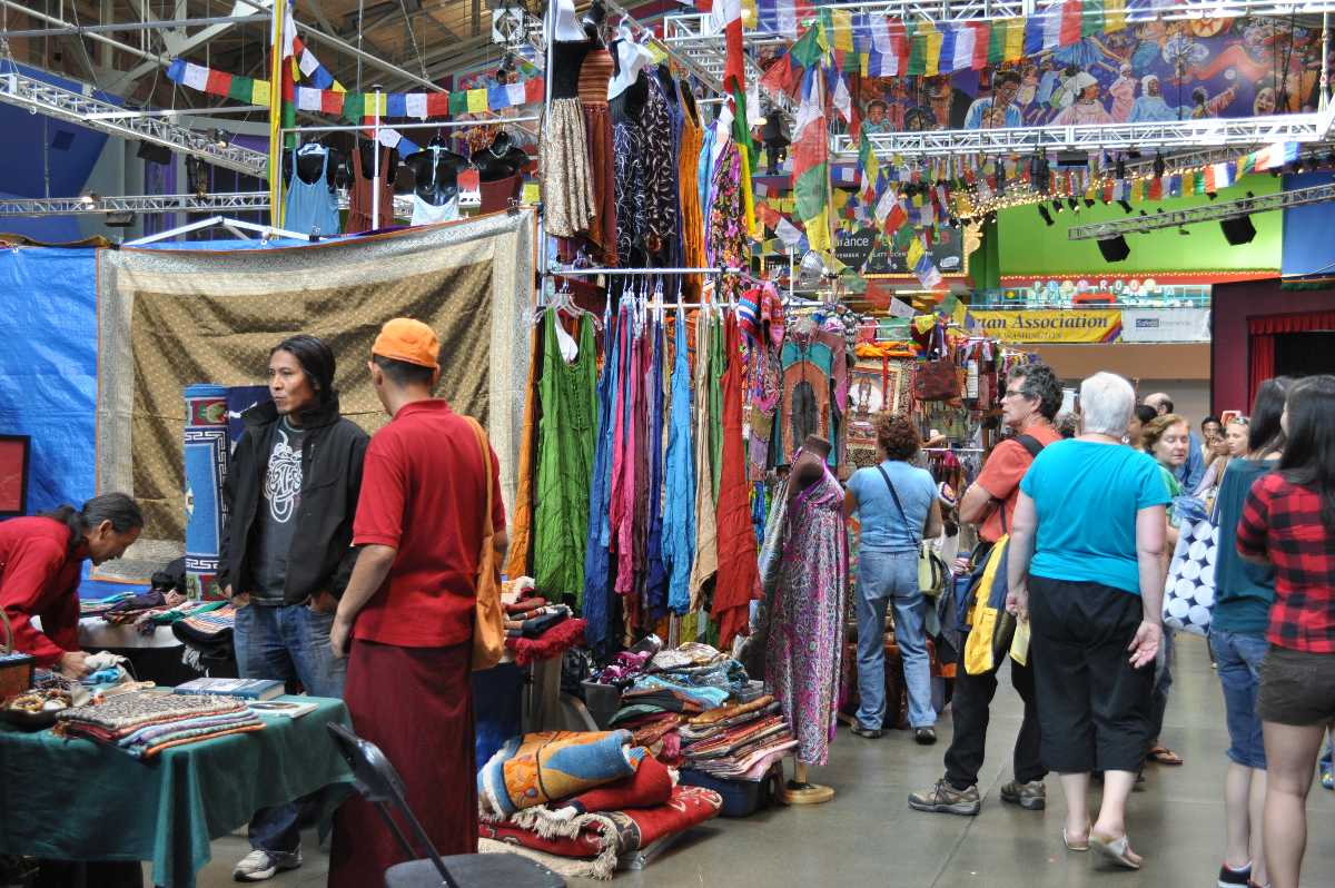 Tibetan Handicraft Emporium Ladakh, Shopping in Ladakh